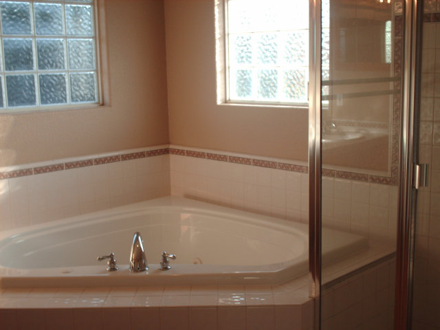 824 Boronda Road Salinas, CA 93907 - Photo 11 of 12 Gallery Image 11