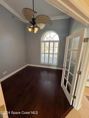 a view of an entryway