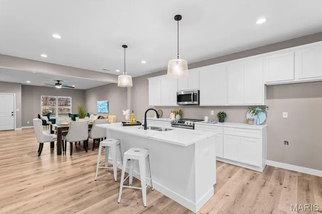 $342,500 | 204 West State Street, O'Fallon, IL 62269