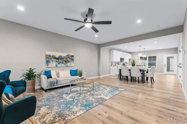 $342,500 | 204 West State Street, O'Fallon, IL 62269