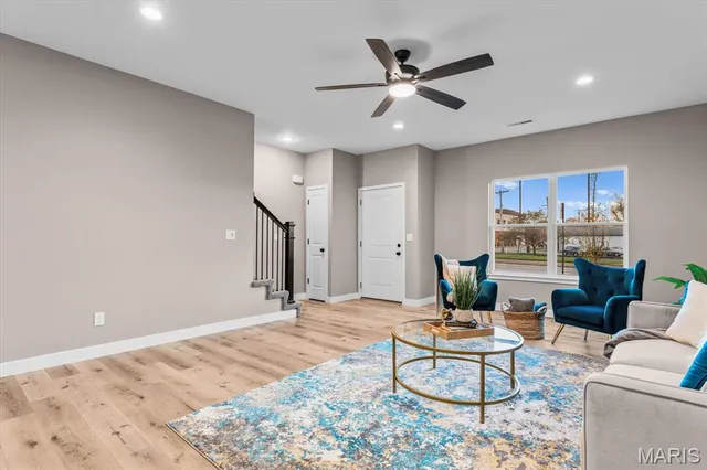 $342,500 | 204 West State Street, O'Fallon, IL 62269