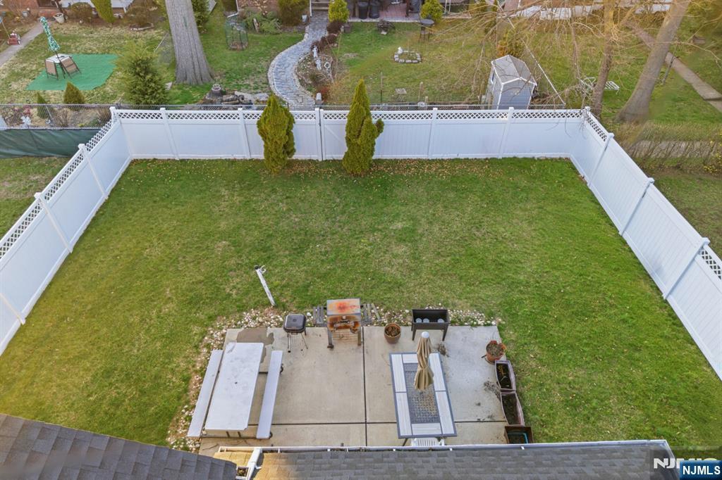1490 Champlin Square Teaneck, NJ 07666 - Photo 26 of 27