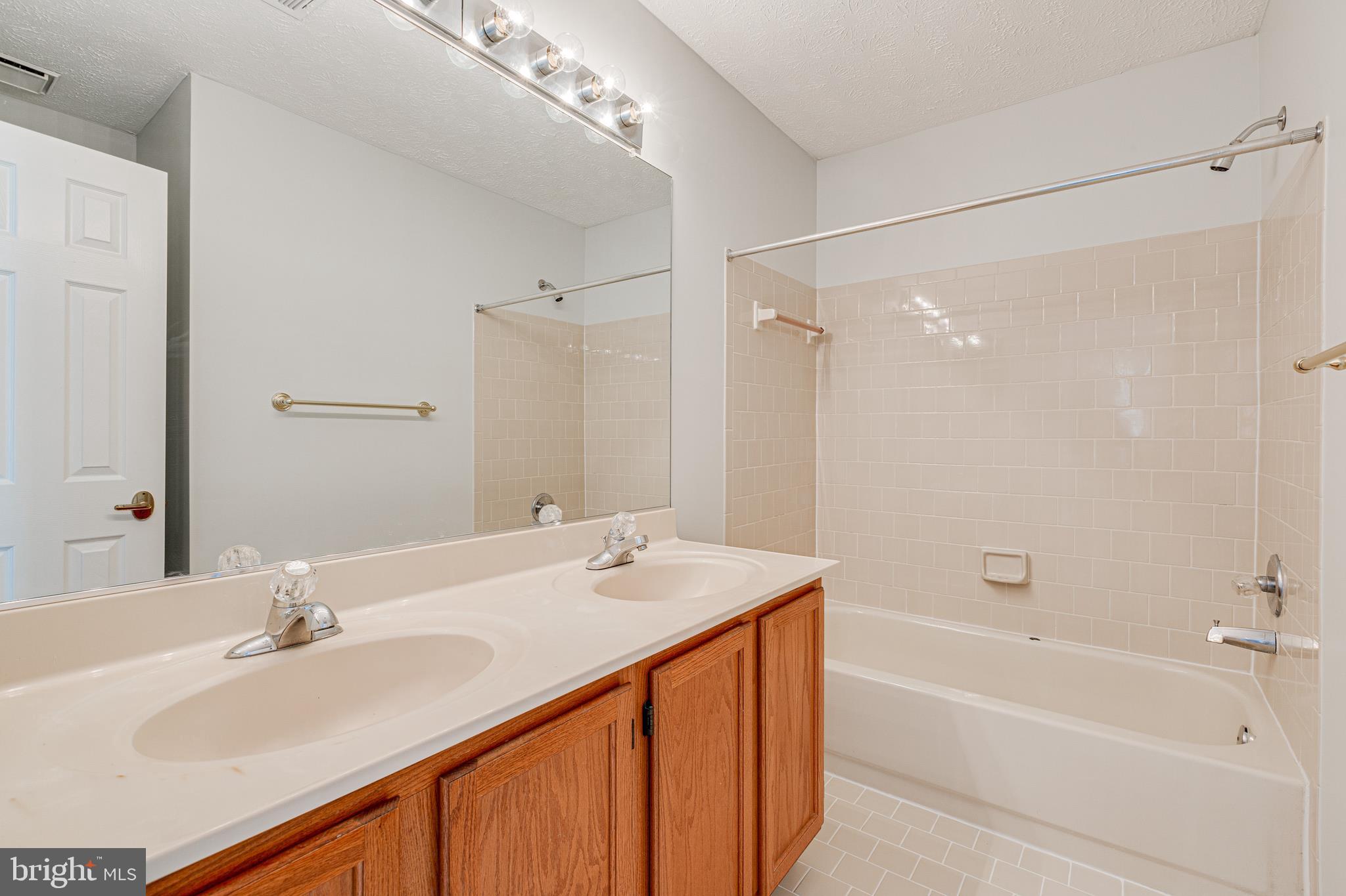 9601 Bald Hill Road Bowie, MD 20721 - Photo 36 of 51 Hall Bathroom