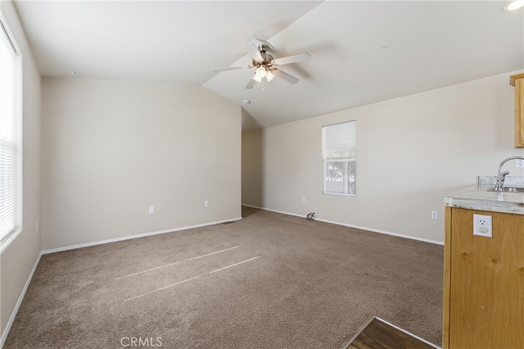 20683 Waalew Road, Unit SPC B48 Apple Valley, CA 92307 - Photo 8 of 31