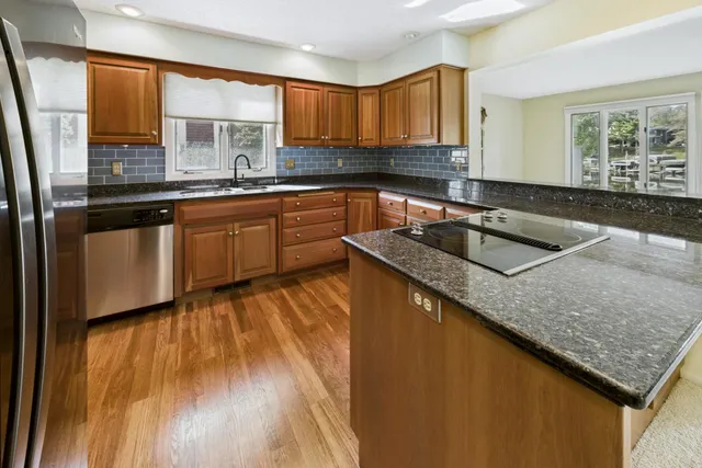 $599,000 | 8182 County 78, Unit 201, Nisswa, MN 56468