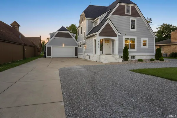 $719,900 | 20211 Highway 120, Bristol, IN 46507