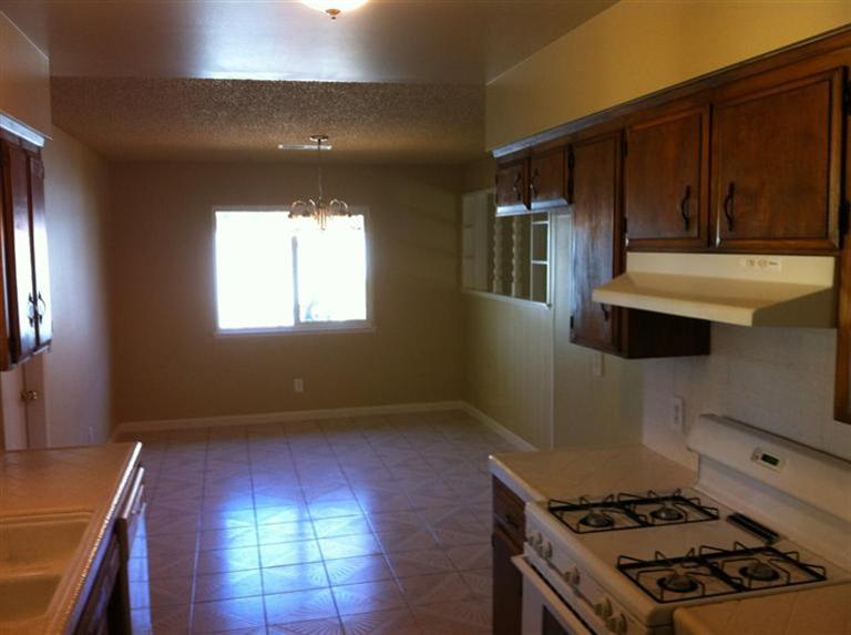 1129 Merced Street Madera, CA 93638 - Photo 14 of 15 Gallery Image 14