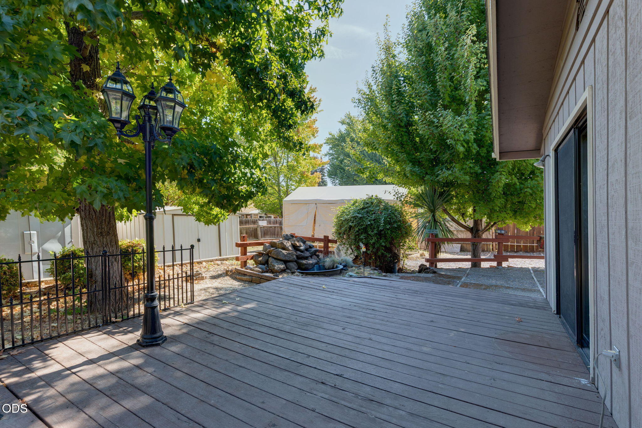 203 South Rose Street Phoenix, OR 97535 - Photo 31 of 43 Gallery Image 31