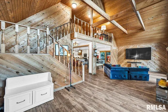 $525,000 | 9517 West Whittingham Point, Mapleton, IL 61547