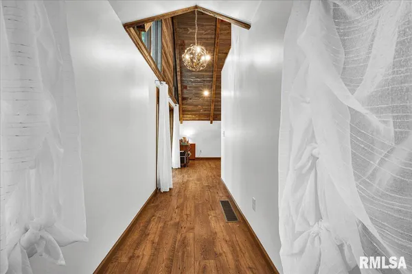 $525,000 | 9517 West Whittingham Point, Mapleton, IL 61547