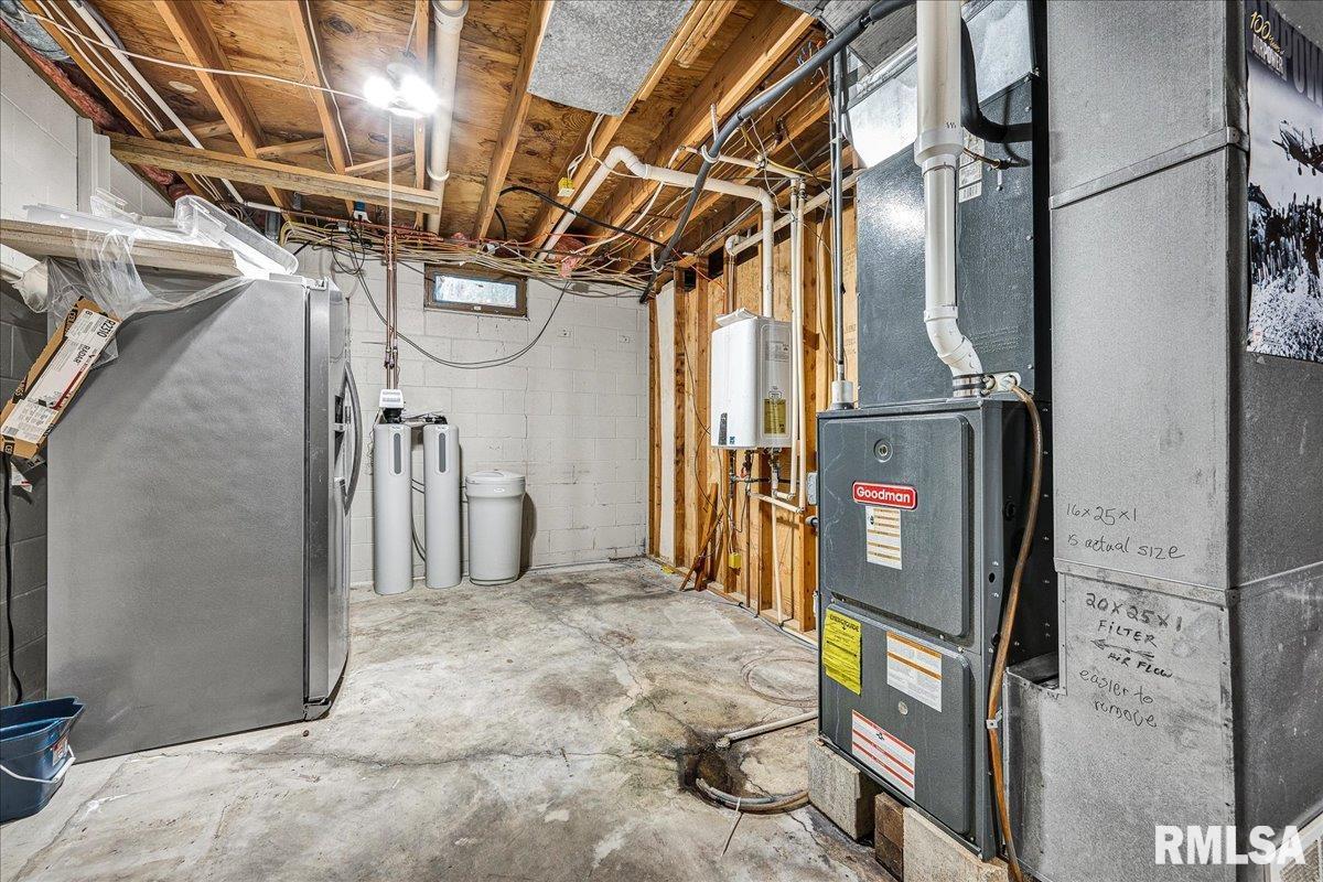 9517 West Whittingham Point Mapleton, IL 61547 - Photo 49 of 62