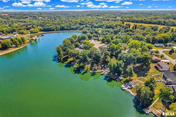 $525,000 | 9517 West Whittingham Point, Mapleton, IL 61547