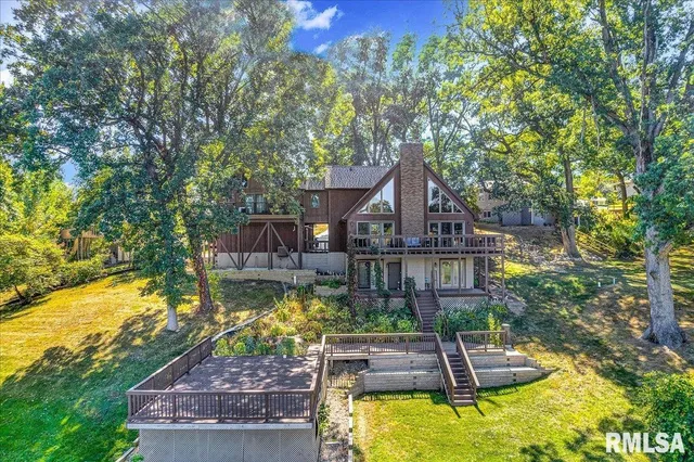 $525,000 | 9517 West Whittingham Point, Mapleton, IL 61547