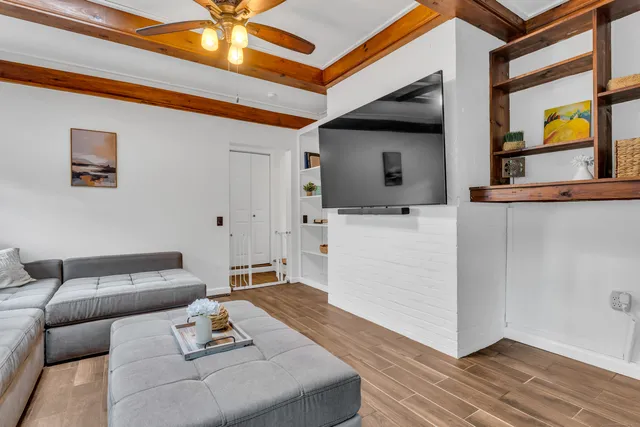 $449,000 | 90 Cedar Hill Road, Guilford, CT 06437