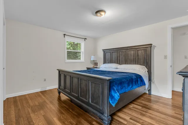 $449,000 | 90 Cedar Hill Road, Guilford, CT 06437