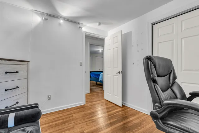 $449,000 | 90 Cedar Hill Road, Guilford, CT 06437