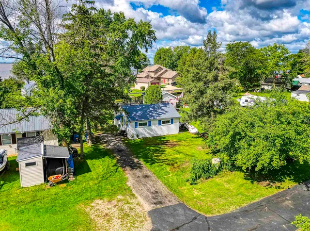 $235,000 | 7621 Widgeon Lane, Larsen, WI 54947