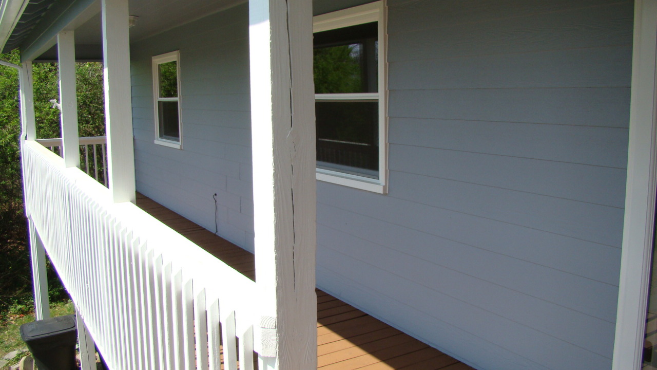 4650 Tobey Road Salem, VA 24153 - Photo 3 of 14 porch