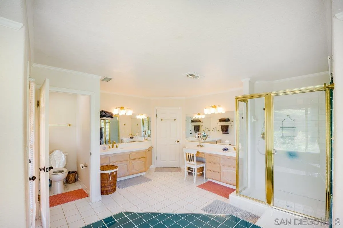 11 Country Glen Road Fallbrook, CA 92028 - Photo 26 of 75