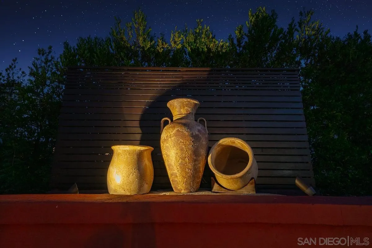 11 Country Glen Road Fallbrook, CA 92028 - Photo 54 of 75 a backyard of a house with lots of green space and plants