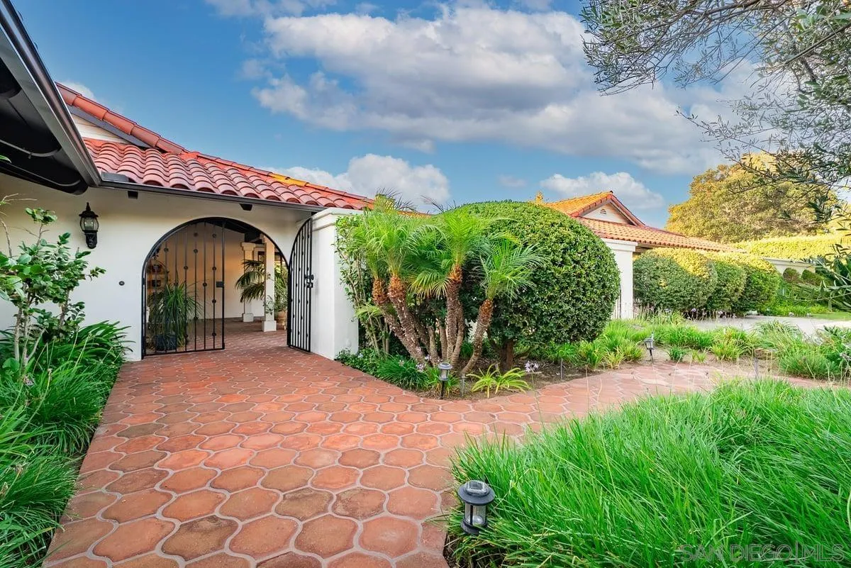 11 Country Glen Road Fallbrook, CA 92028 - Photo 7 of 75