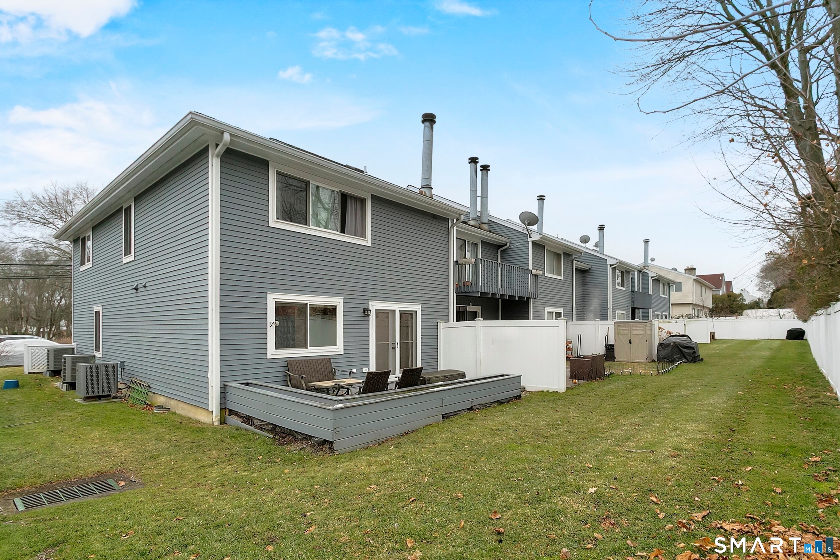 1230 Hope Street, Unit 7 Stamford, CT 06907 - Photo 15 of 40