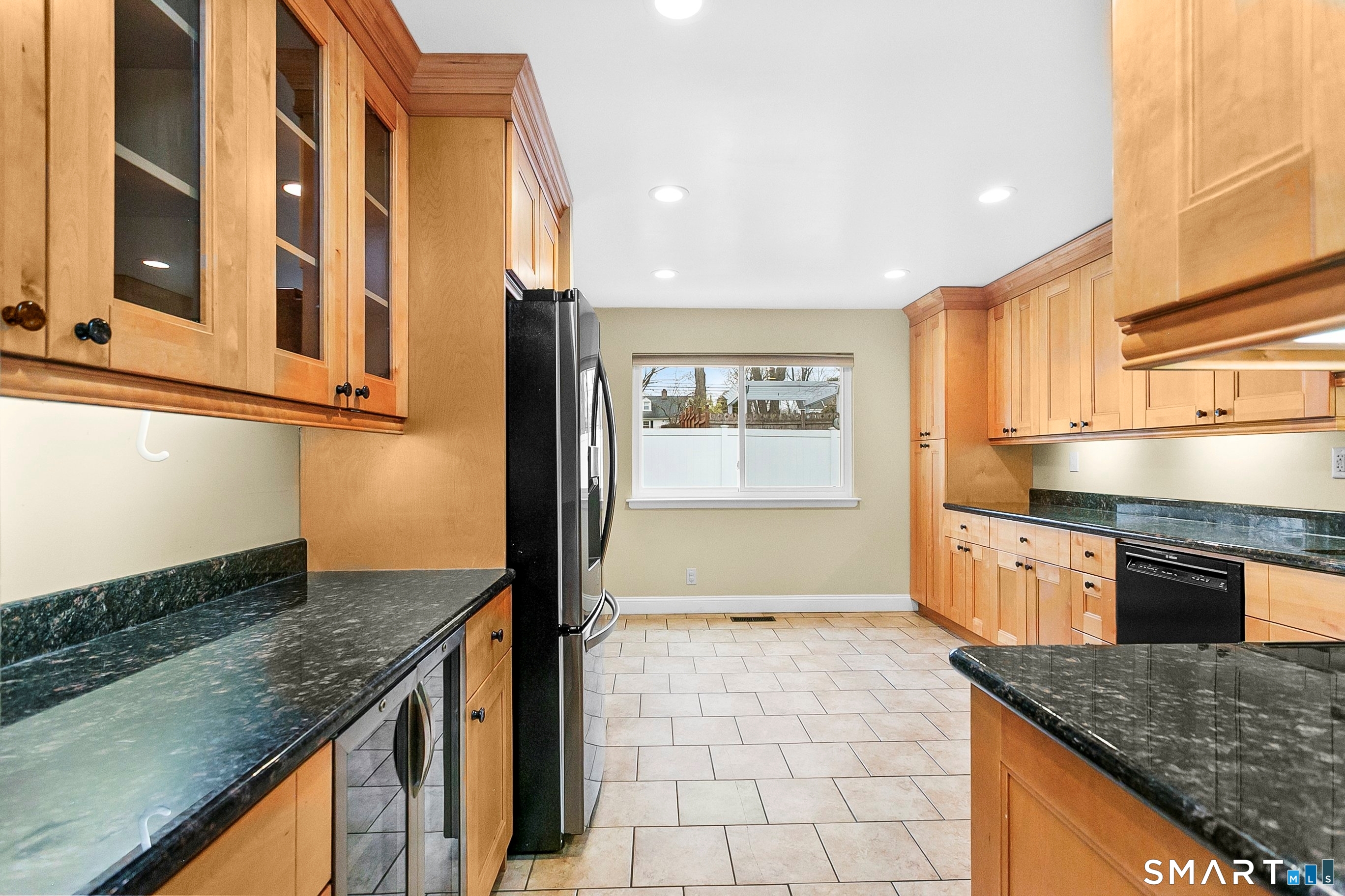 1230 Hope Street, Unit 7 Stamford, CT 06907 - Photo 9 of 40