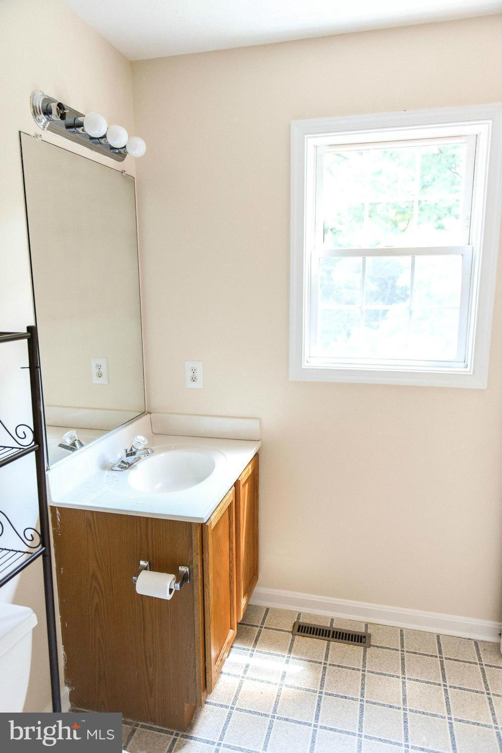46843 Bryan Road Lexington Park, MD 20653 - Photo 14 of 29 Bath (Master)