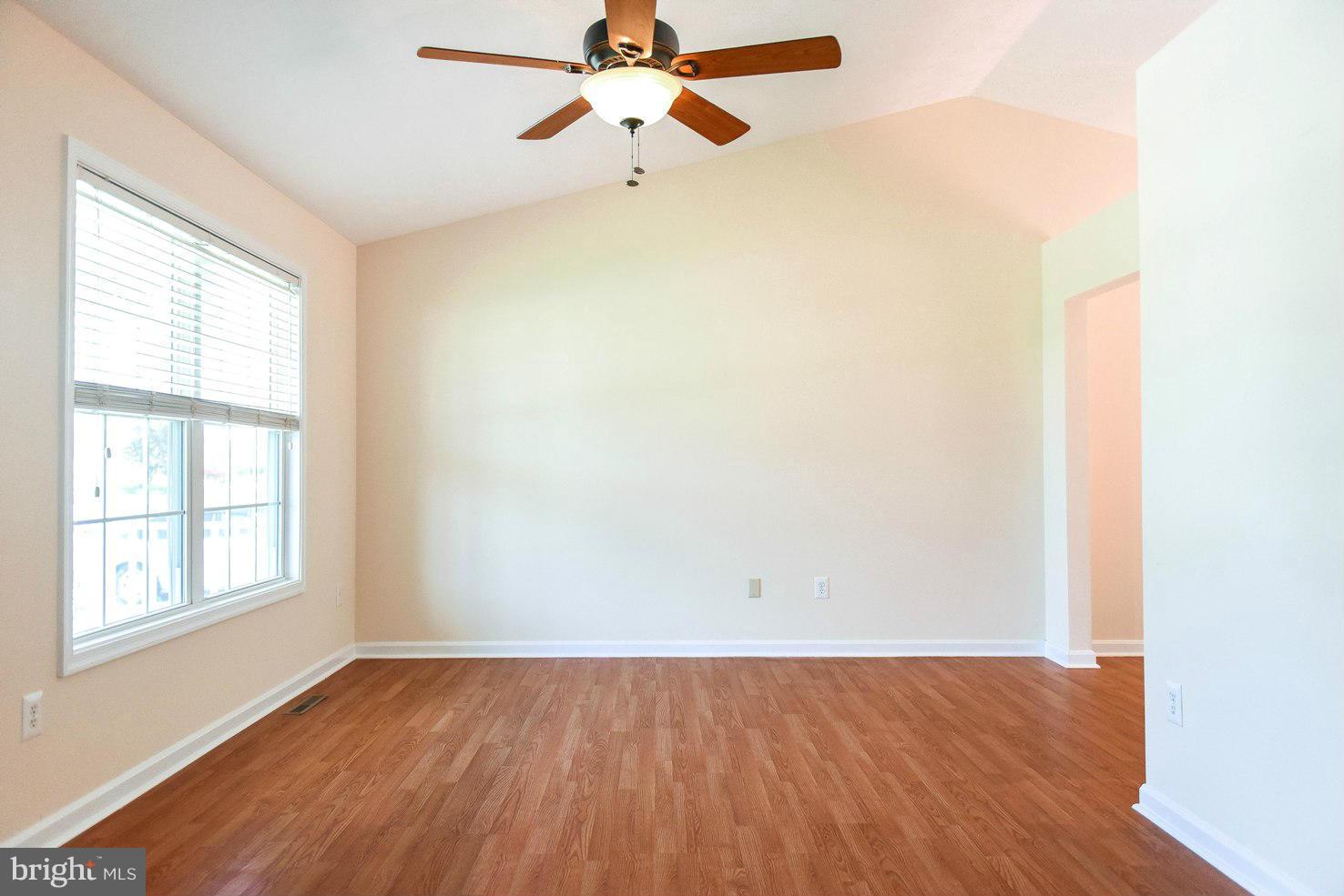 46843 Bryan Road Lexington Park, MD 20653 - Photo 4 of 29 Living Room