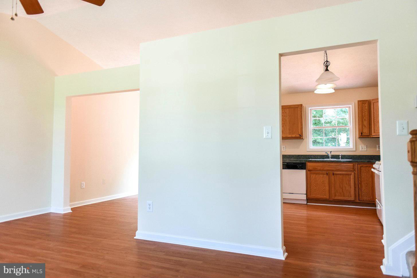 46843 Bryan Road Lexington Park, MD 20653 - Photo 6 of 29 Living Room