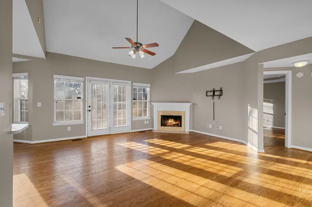 $489,900 | 5112 Bay Overlook Drive, Hermitage, TN 37076