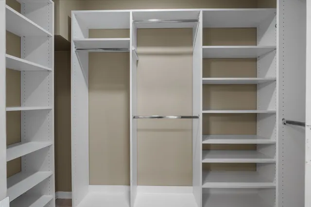 $489,900 | 5112 Bay Overlook Drive, Hermitage, TN 37076