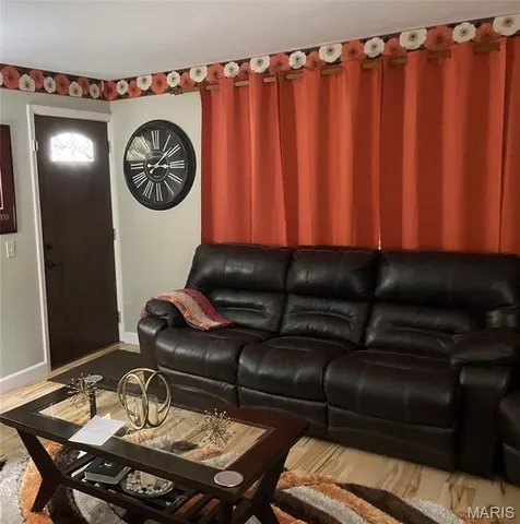 $209,900 | 1427 Price Drive, Cape Girardeau, MO 63701