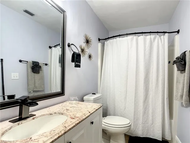 $2,350 | 207 Southeast 22nd Street, Cape Coral, FL 33990