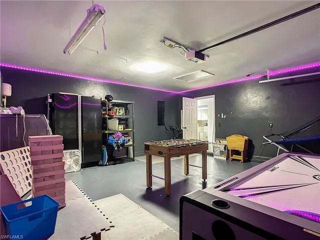 $2,350 | 207 Southeast 22nd Street, Cape Coral, FL 33990