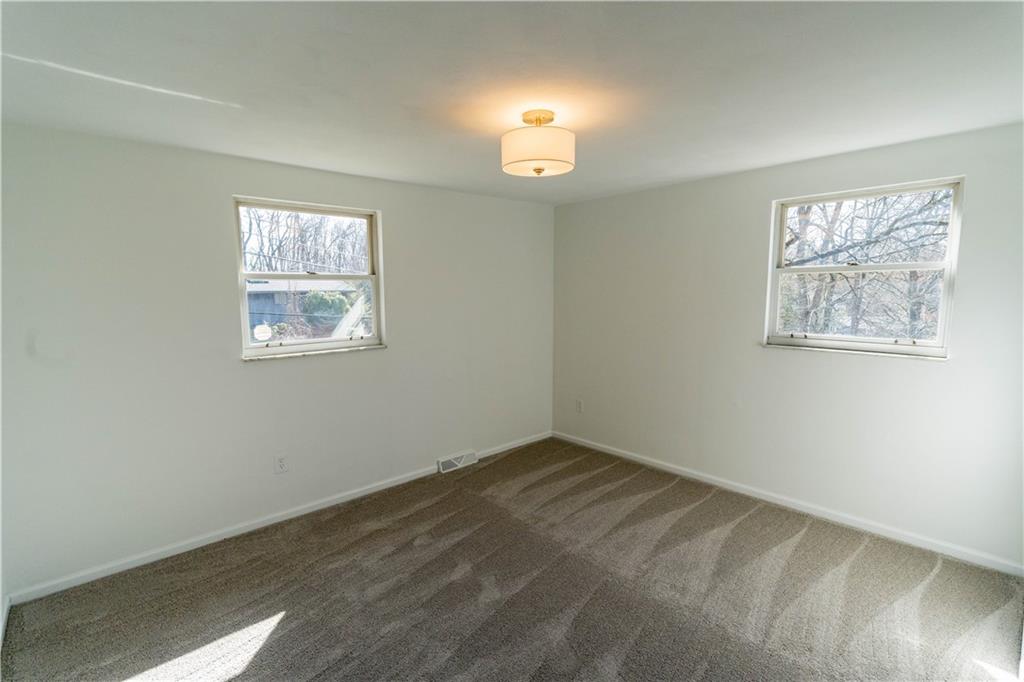 100 Leslie Road Monroeville, PA 15146 - Photo 22 of 23 Gallery Image 22