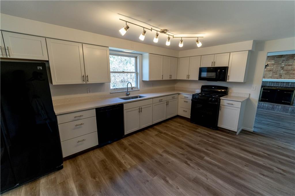 100 Leslie Road Monroeville, PA 15146 - Photo 8 of 23 Gallery Image 8