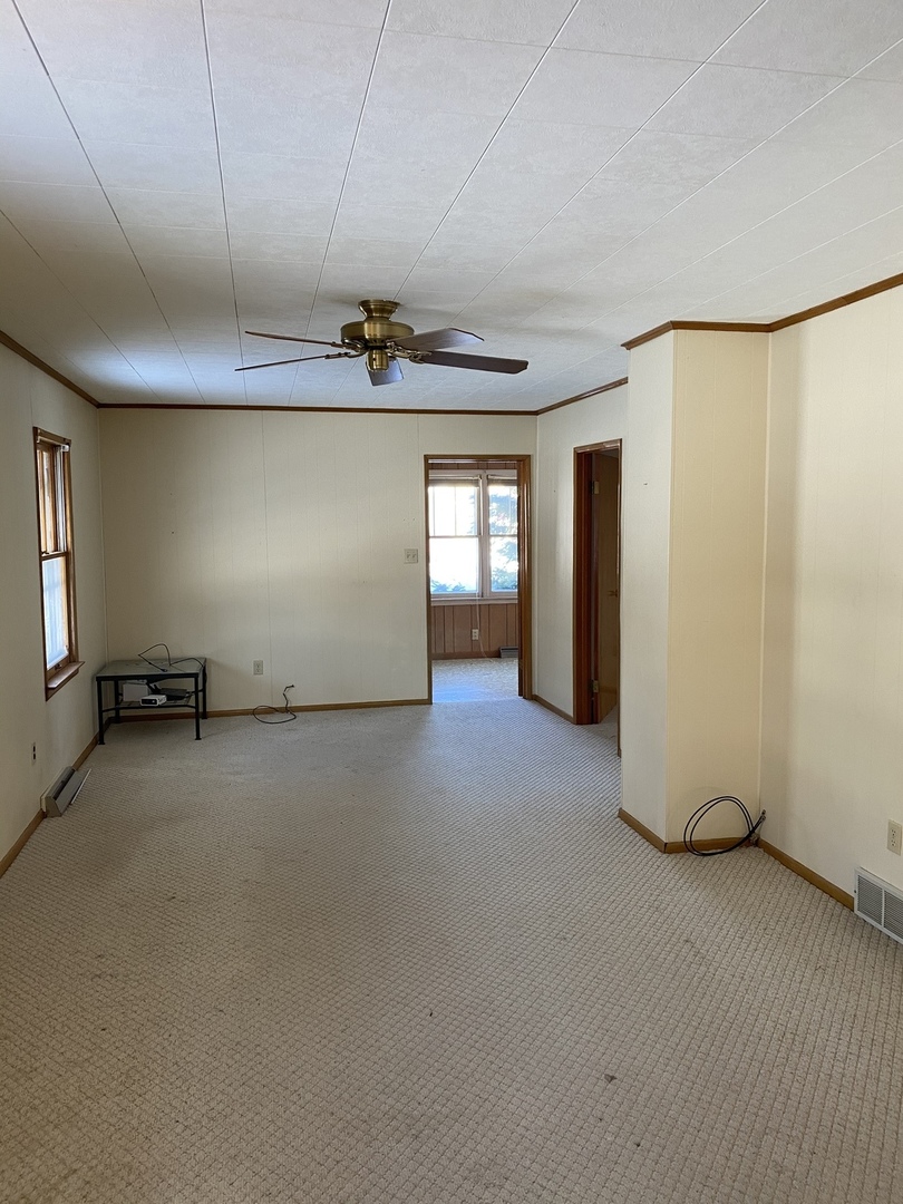 421 West Cleveland Street Spring Valley, IL 61362 - Photo 8 of 16