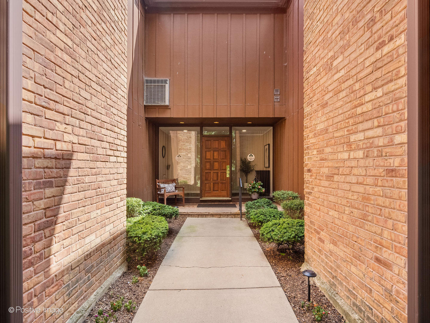1-s095 Spring Road, Unit 1D Villa Park, IL 60181 - Photo 3 of 27 Gallery Image 3
