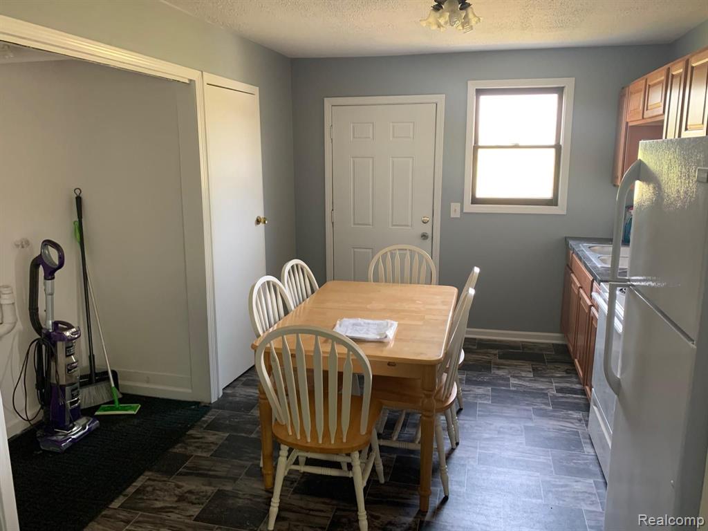 4334 West Curtis Road Coleman, MI 48618 - Photo 8 of 27