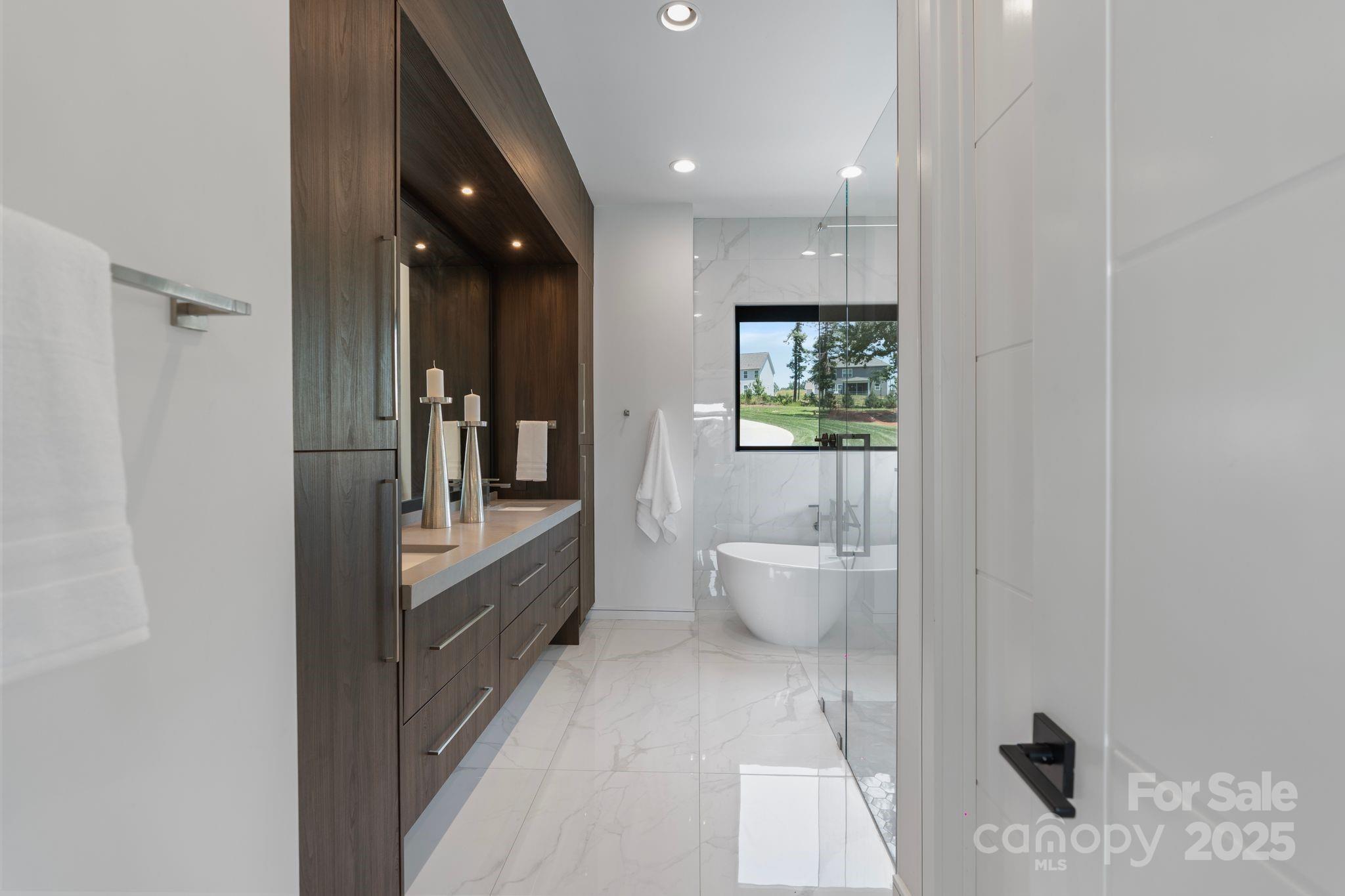 5930 Midsomer Road Charlotte, NC 28214 - Photo 17 of 40 Gallery Image 17