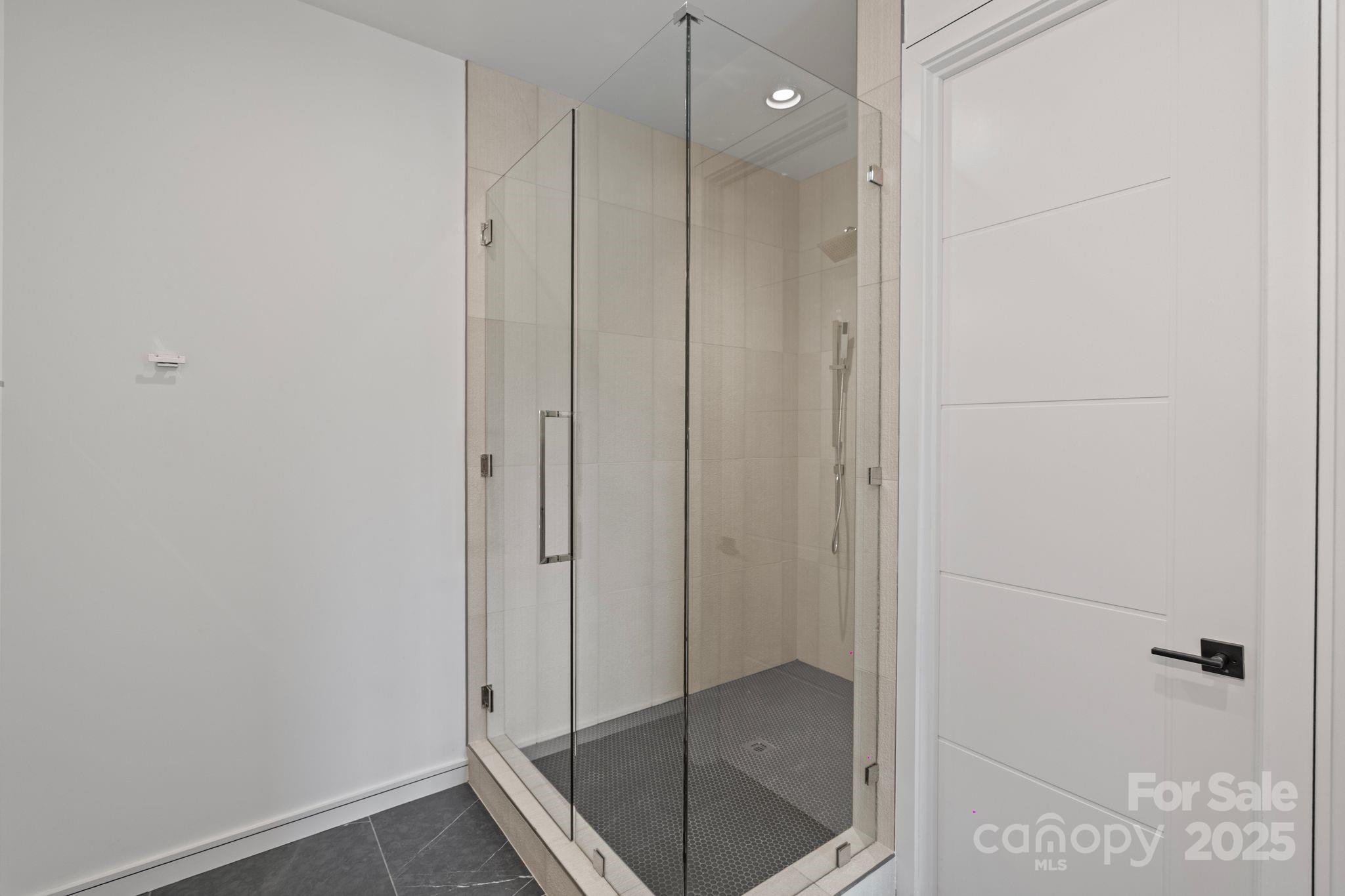 5930 Midsomer Road Charlotte, NC 28214 - Photo 29 of 40 Gallery Image 29