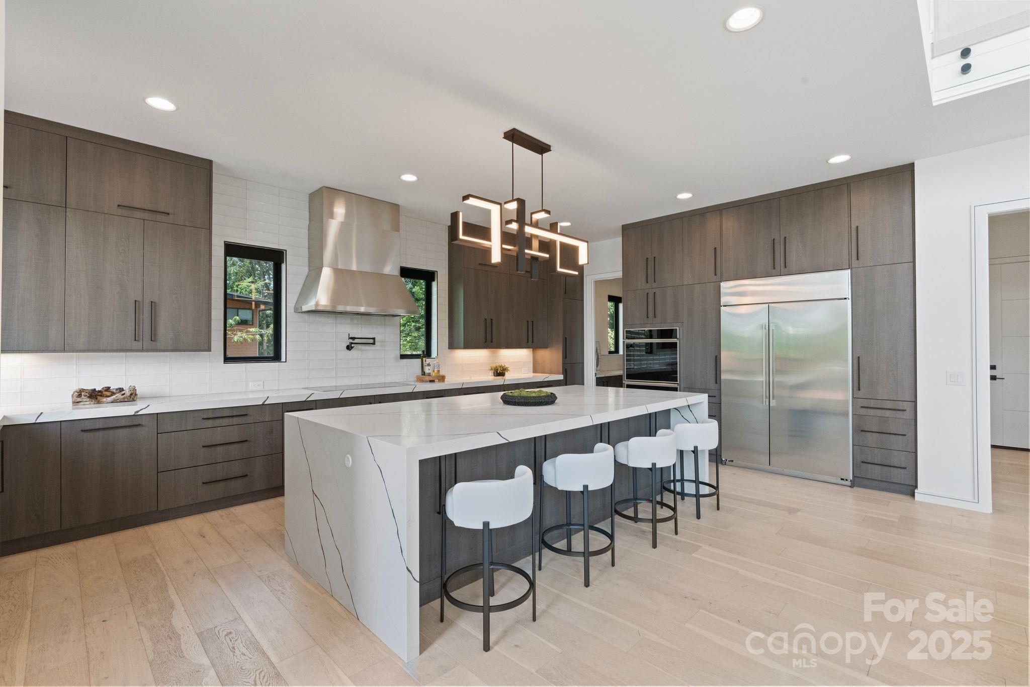 5930 Midsomer Road Charlotte, NC 28214 - Photo 9 of 40 Gallery Image 9