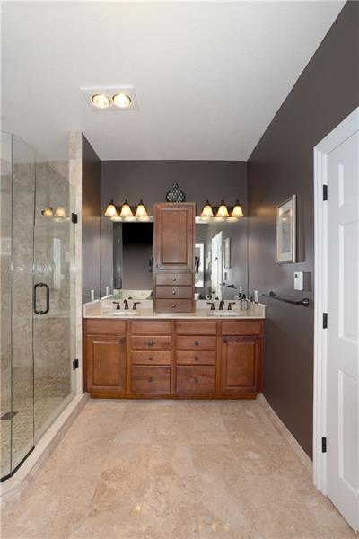 213 Baldwin Road Carnegie, PA 15106 - Photo 14 of 25 Gallery Image 14