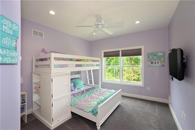 213 Baldwin Road Carnegie, PA 15106 - Photo 15 of 25 Gallery Image 15