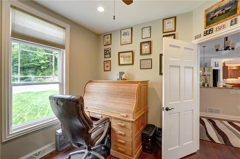 213 Baldwin Road Carnegie, PA 15106 - Photo 17 of 25 Gallery Image 17