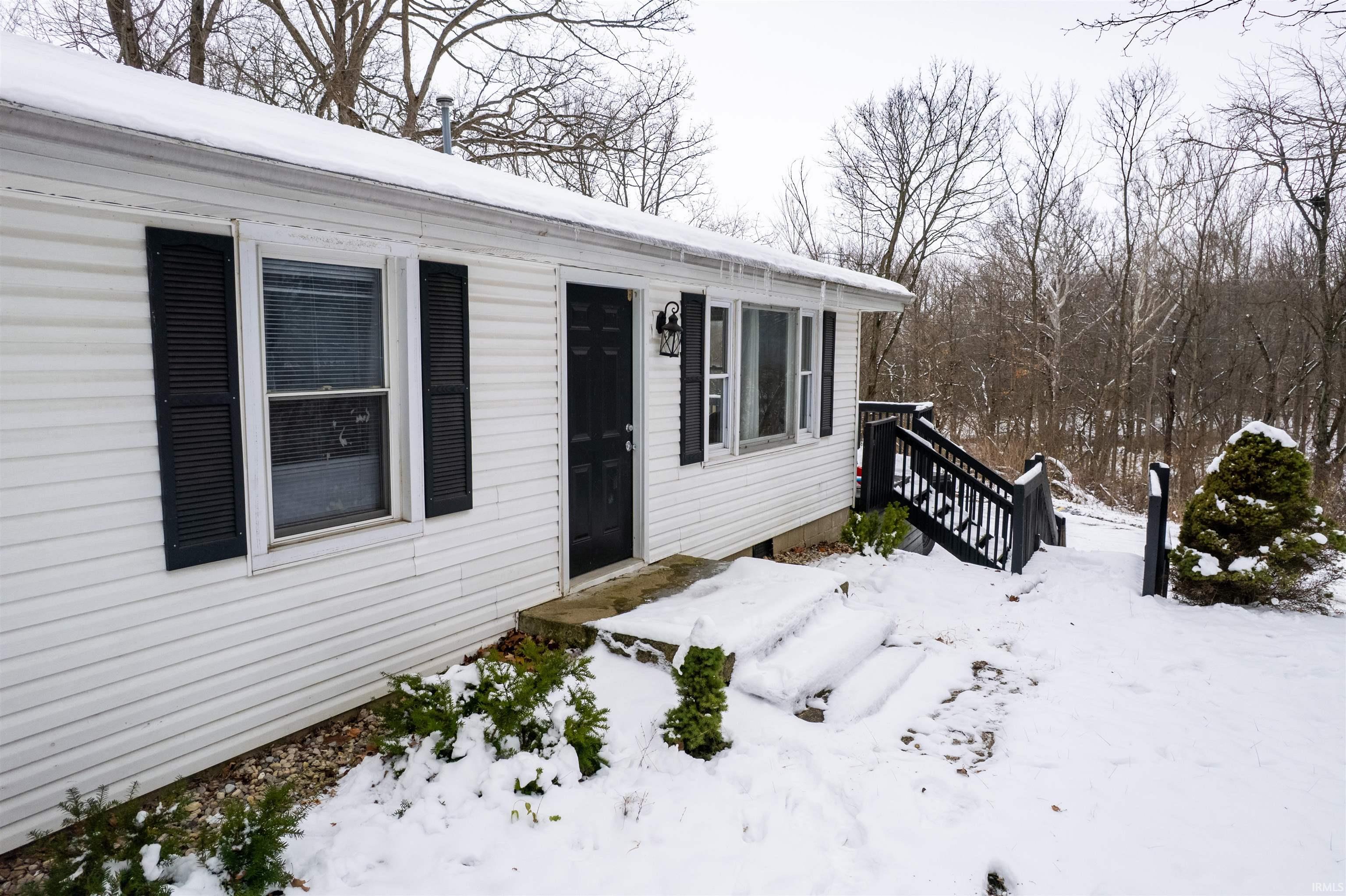 523 West Indiana Avenue Eaton, IN 47338 - Photo 2 of 23