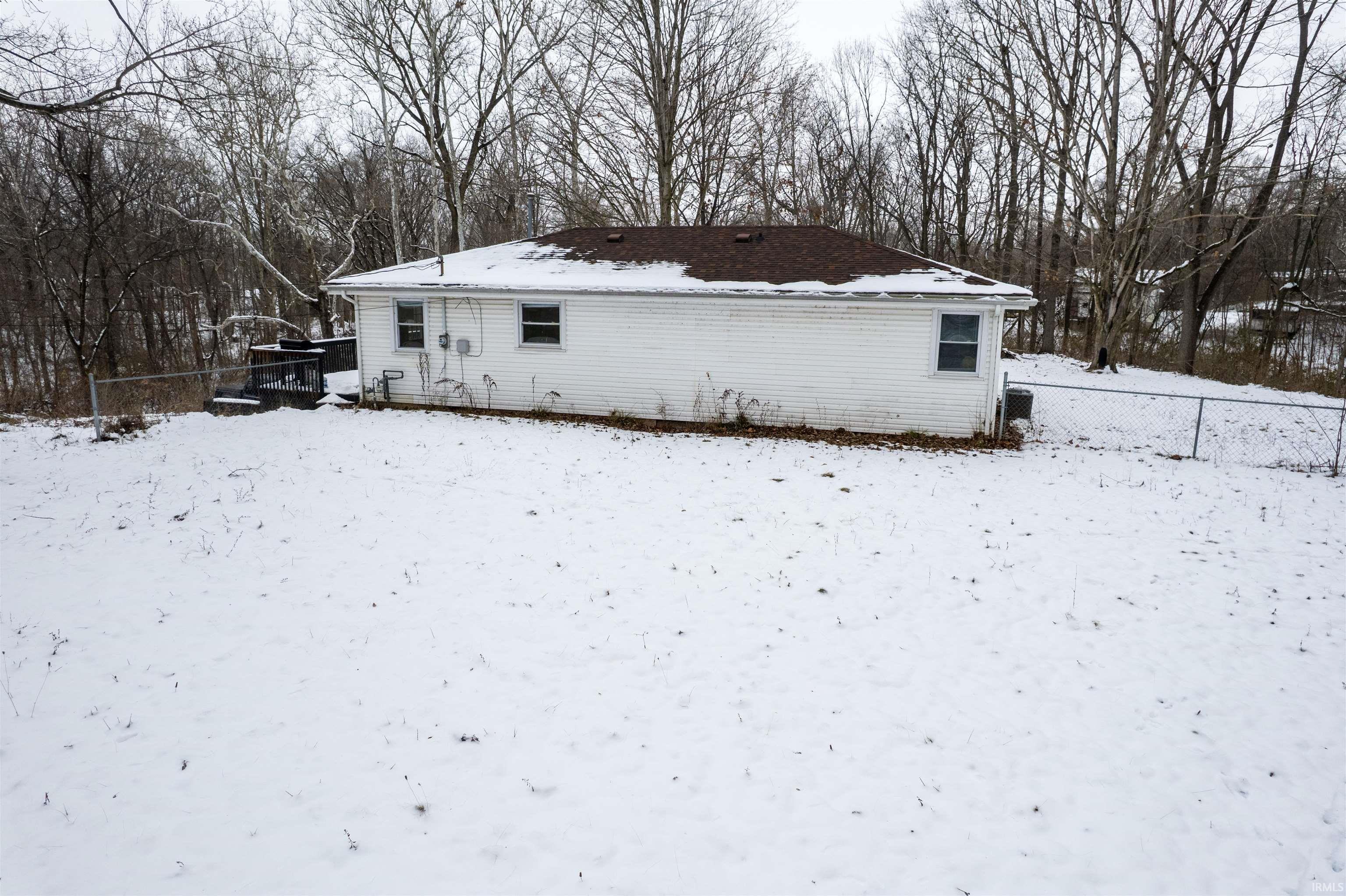 523 West Indiana Avenue Eaton, IN 47338 - Photo 8 of 23