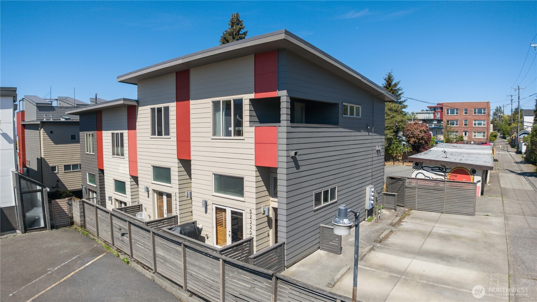 5232 California Avenue Southwest, Unit C Seattle, WA 98136 - Photo 2 of 40