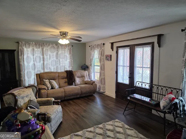 $329,000 | 1867 Highway 197, Clarkesville, GA 30523